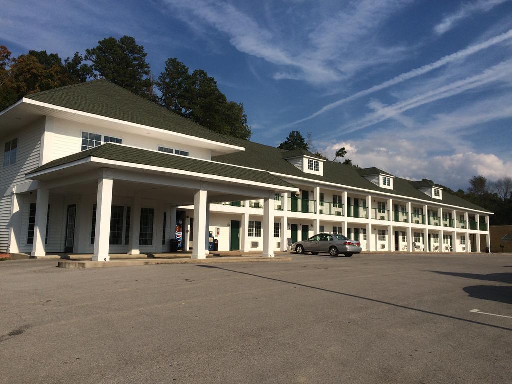 Hurricane Inn Waynesboro ภายนอก รูปภาพ
