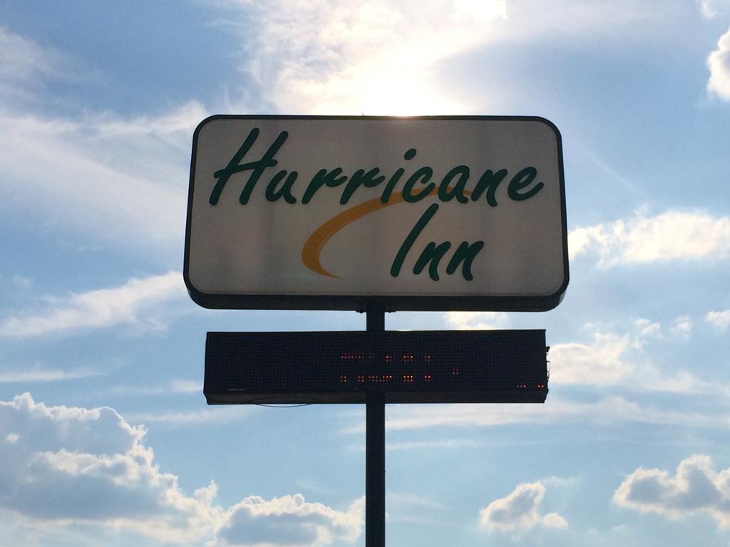 Hurricane Inn Waynesboro ภายนอก รูปภาพ
