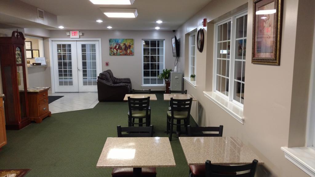 Hurricane Inn Waynesboro ภายนอก รูปภาพ
