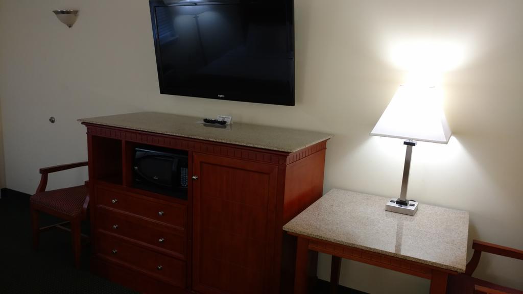 Hurricane Inn Waynesboro ภายนอก รูปภาพ